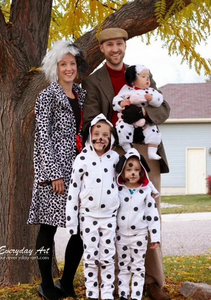 12 Family Fun Halloween Costumes